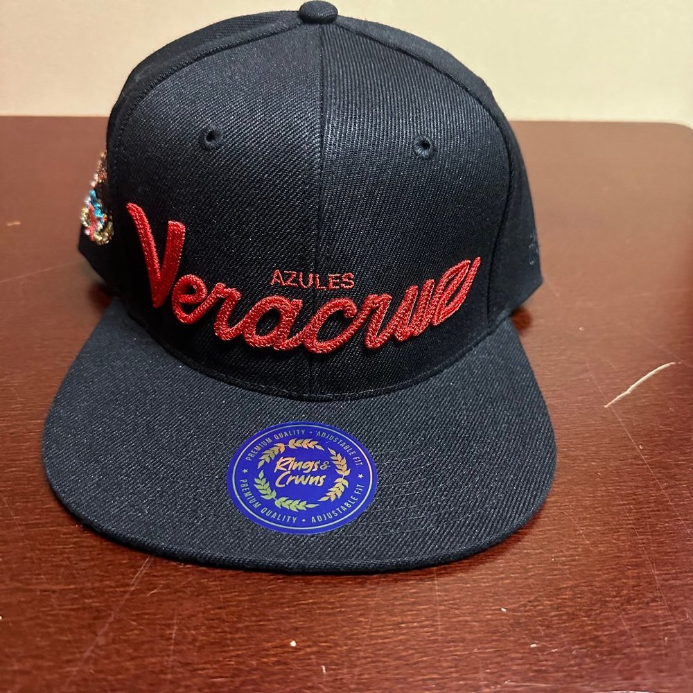 Rings & Crwns Mens Black Azules Veracruz NLB Script Baseball Snapback Hat Size 9